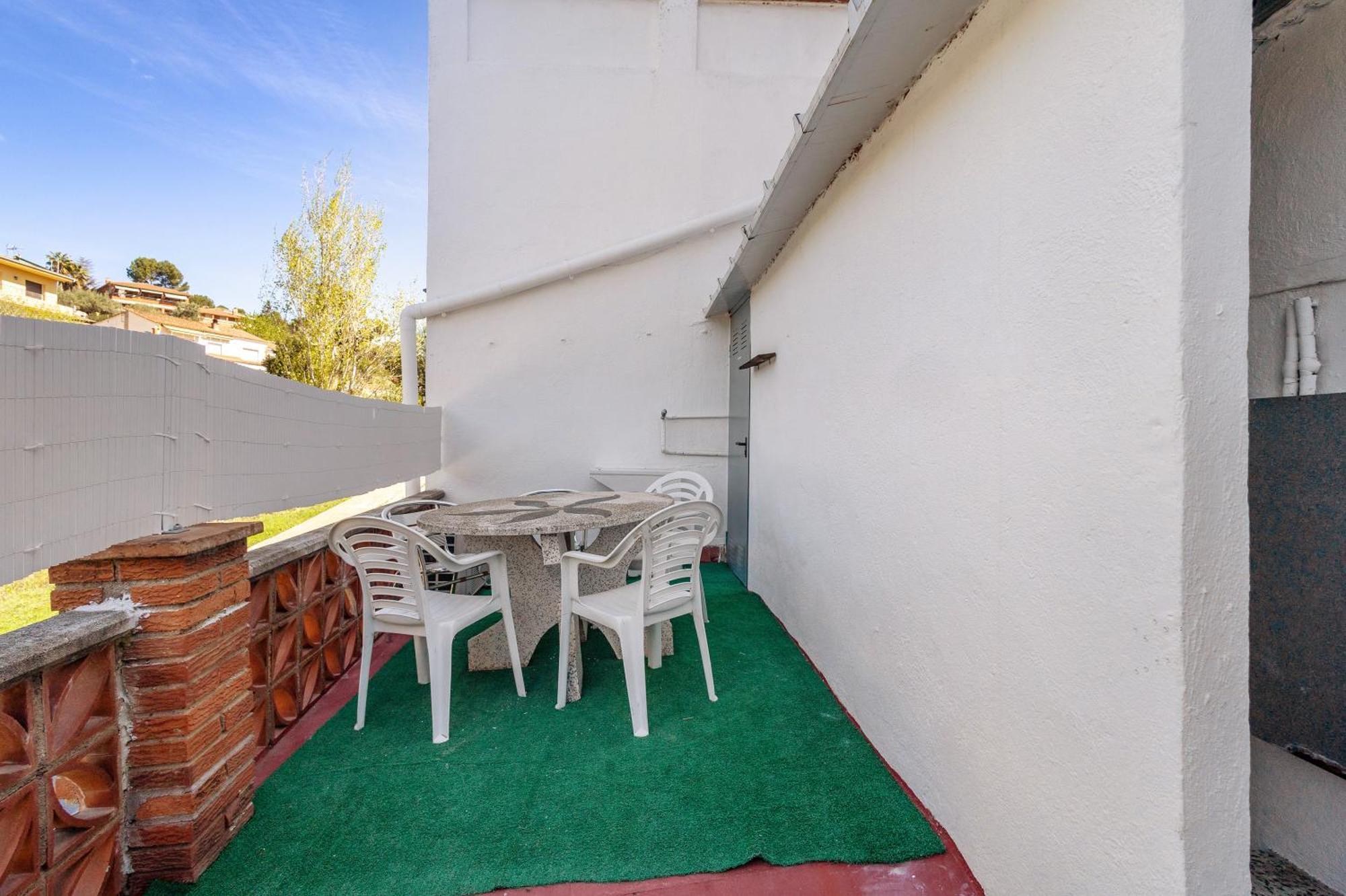 Cal Ramon Con Piscina Villa Rubí Exterior photo